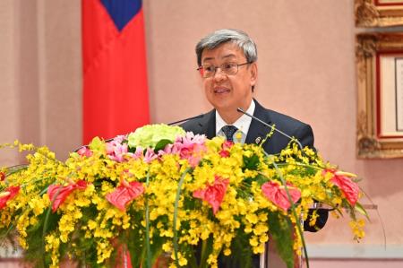 During the premier′s handover ceremony, incoming Premier Chen Chien-jen vows to build a compassionate and resilient nation where all people feel cared for.